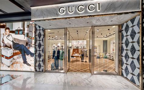 Gucci store greenbelt